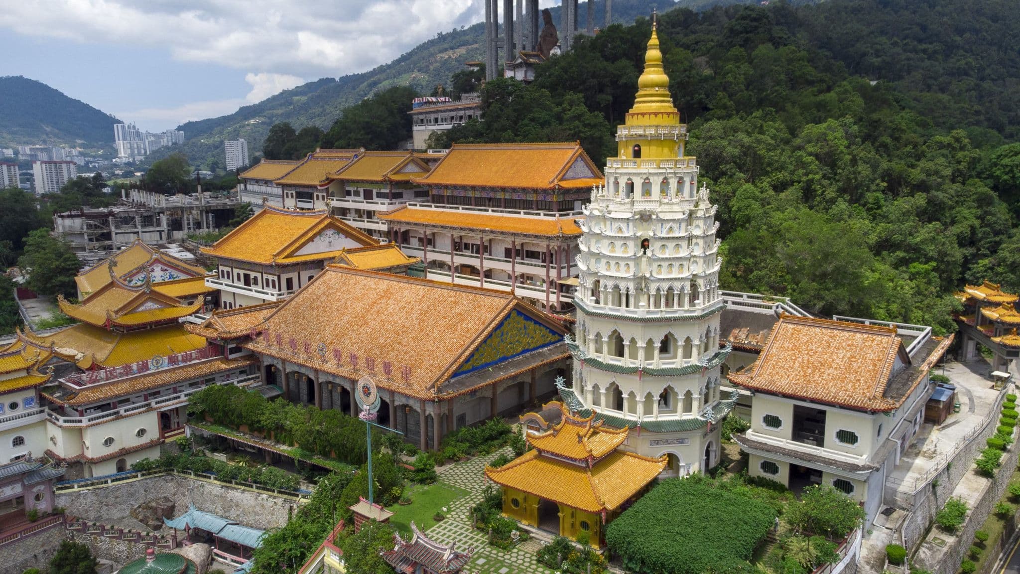 Tropical Malaysia: Islands, Rainforests & Coastal Bliss